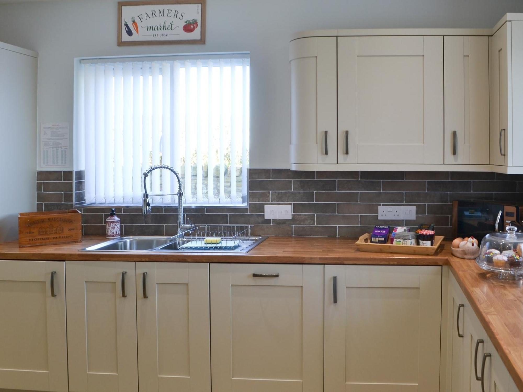Red Hen Cottage Broomhill Esterno foto