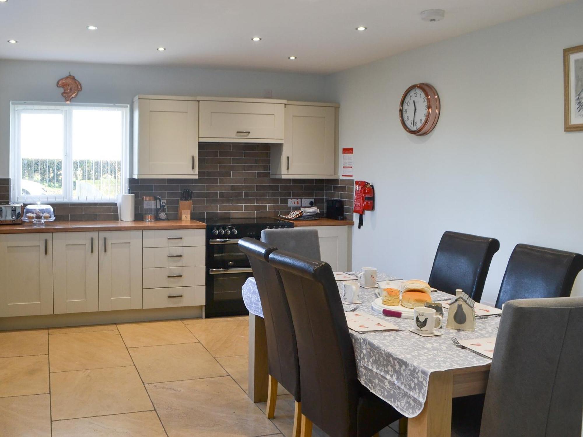 Red Hen Cottage Broomhill Esterno foto