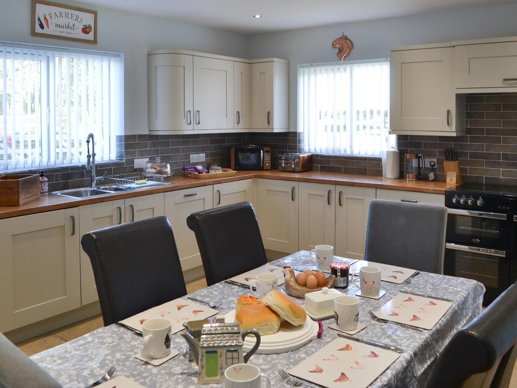 Red Hen Cottage Broomhill Esterno foto